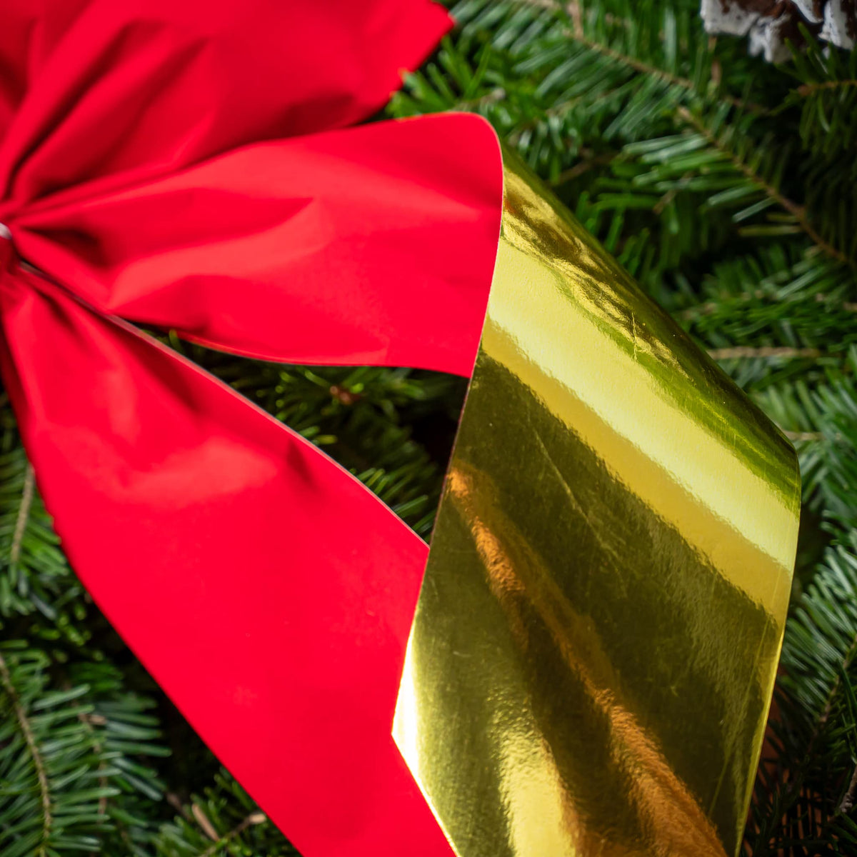 25" Classic Wreath