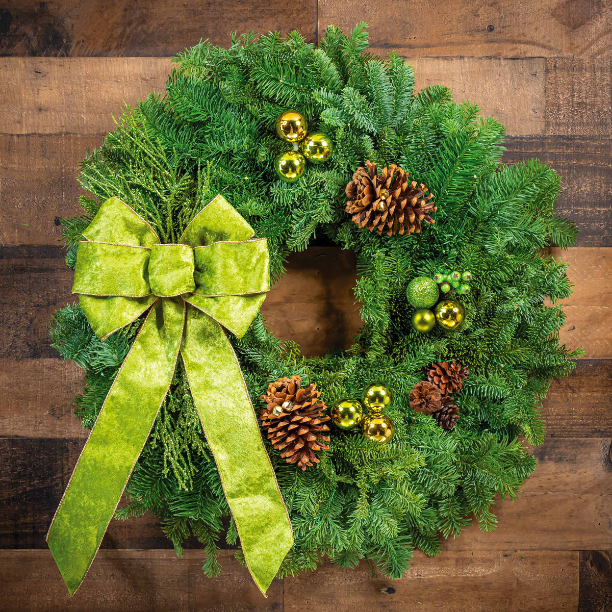 25" Wintergreen Wreath